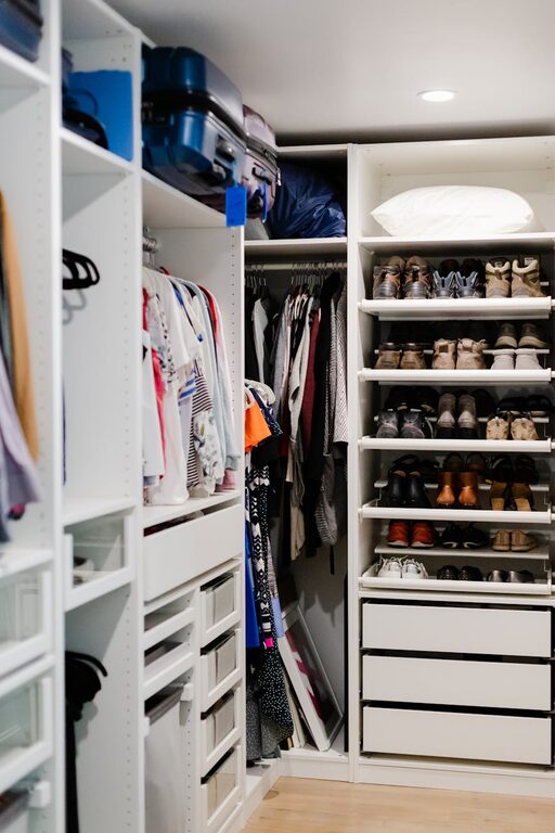 Tips for a tidy closet that stays organized